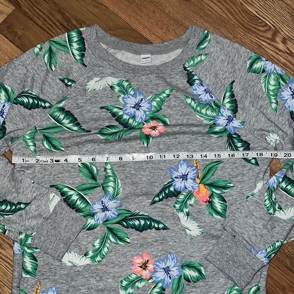 Old Navy Tropical Print Sweatshirt Size Small - Picture 3 of 7